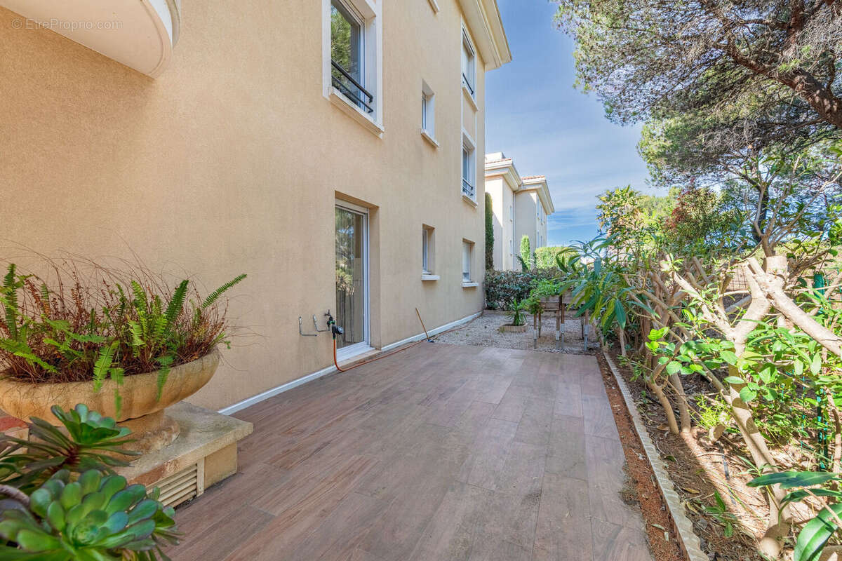 Appartement à SAINT-RAPHAEL