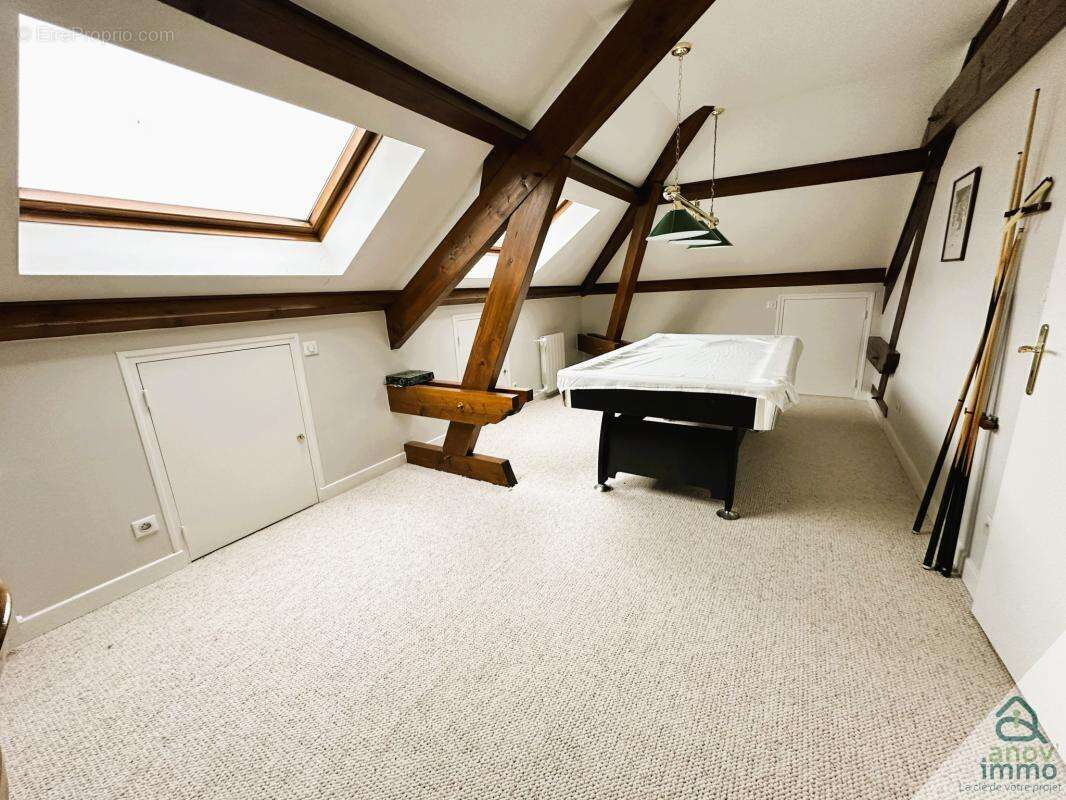 Maison à SAINT-PIERRE-DE-CHANDIEU