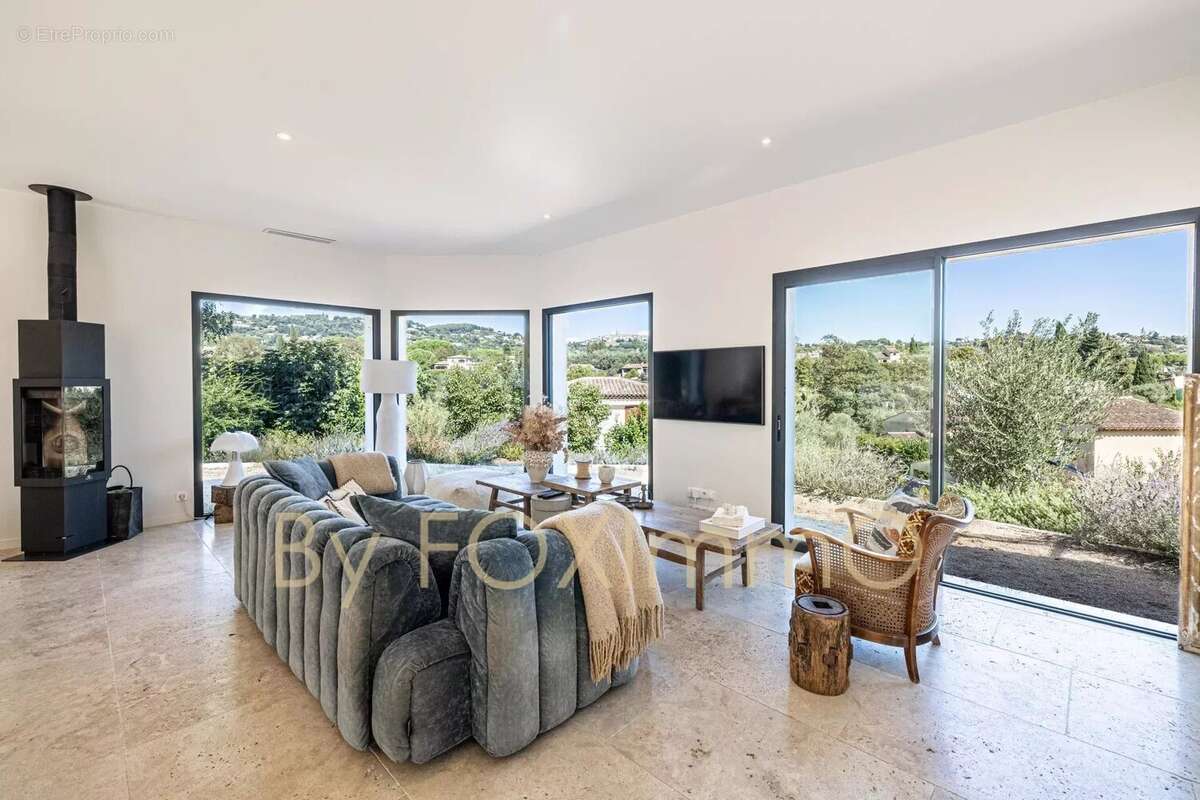 Maison à LA COLLE-SUR-LOUP