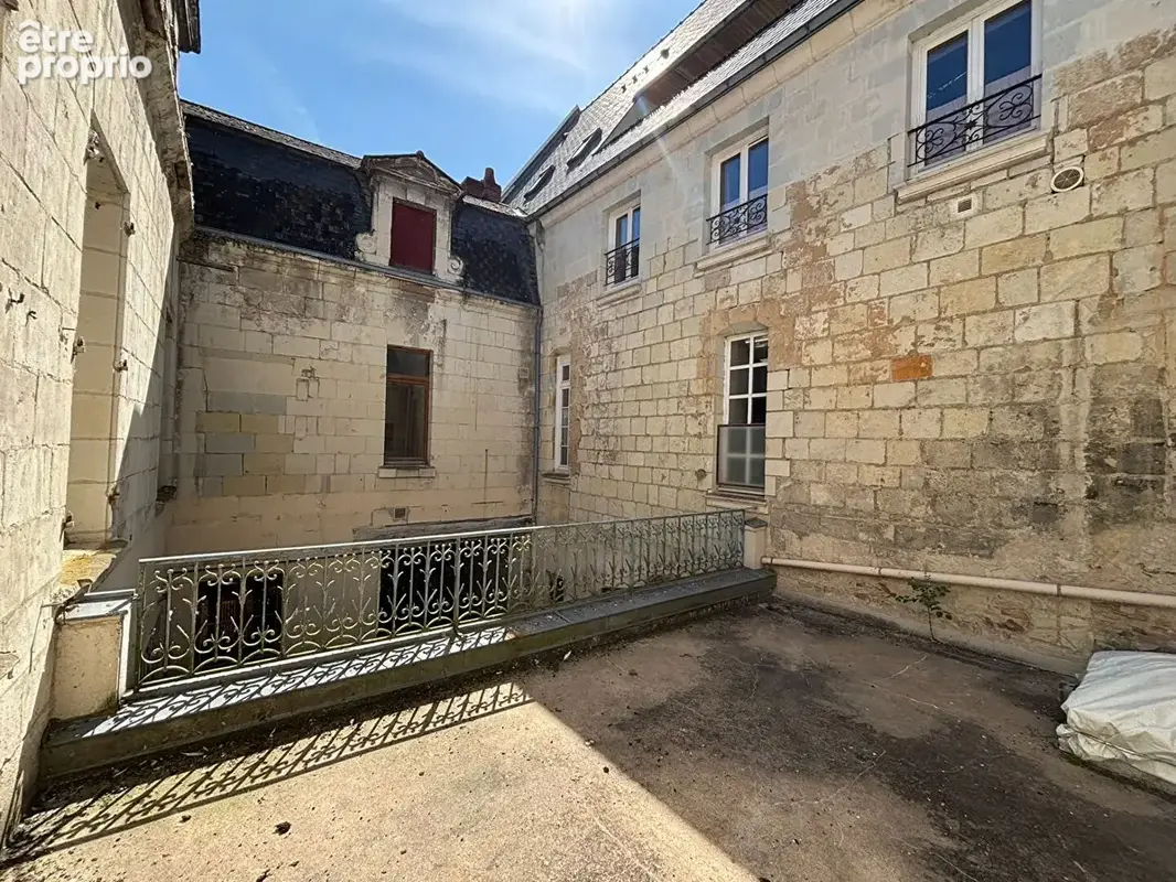 Maison de charme à fort potentiel  Centre-ville de Saumur - photo 10