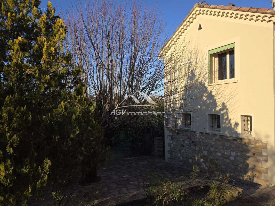 Maison à ROUSSON