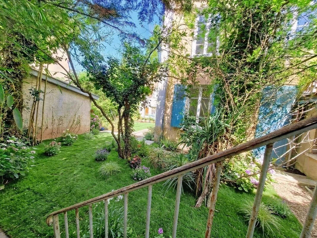 Maison à OULLINS