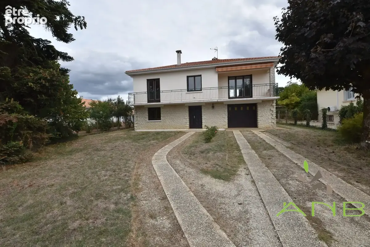 Photo Maison à Saint-Sornin au prix de 174 700€