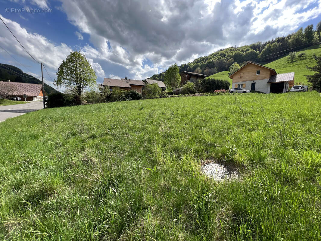 Terrain à LES CLEFS