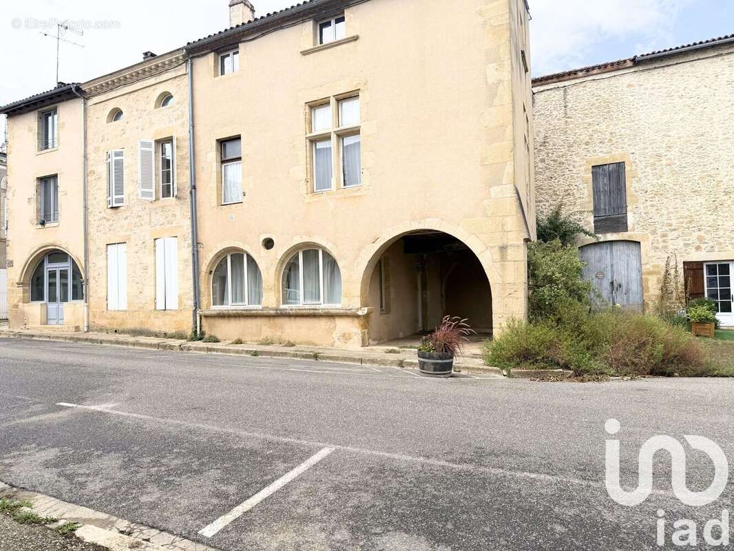 Photo 2 - Maison à SAINT-MACAIRE