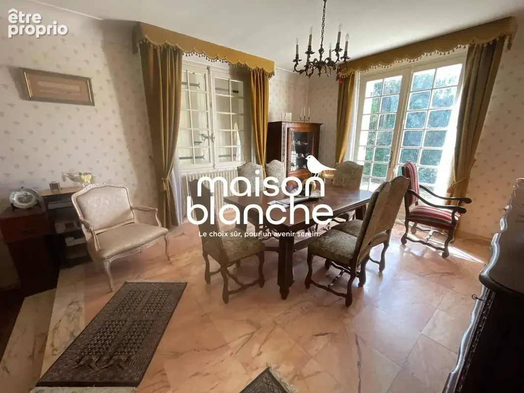 Maison 5 pièces 134 m² à vendre à Saint-Medard-De-Guizieres (33230) - photo 2