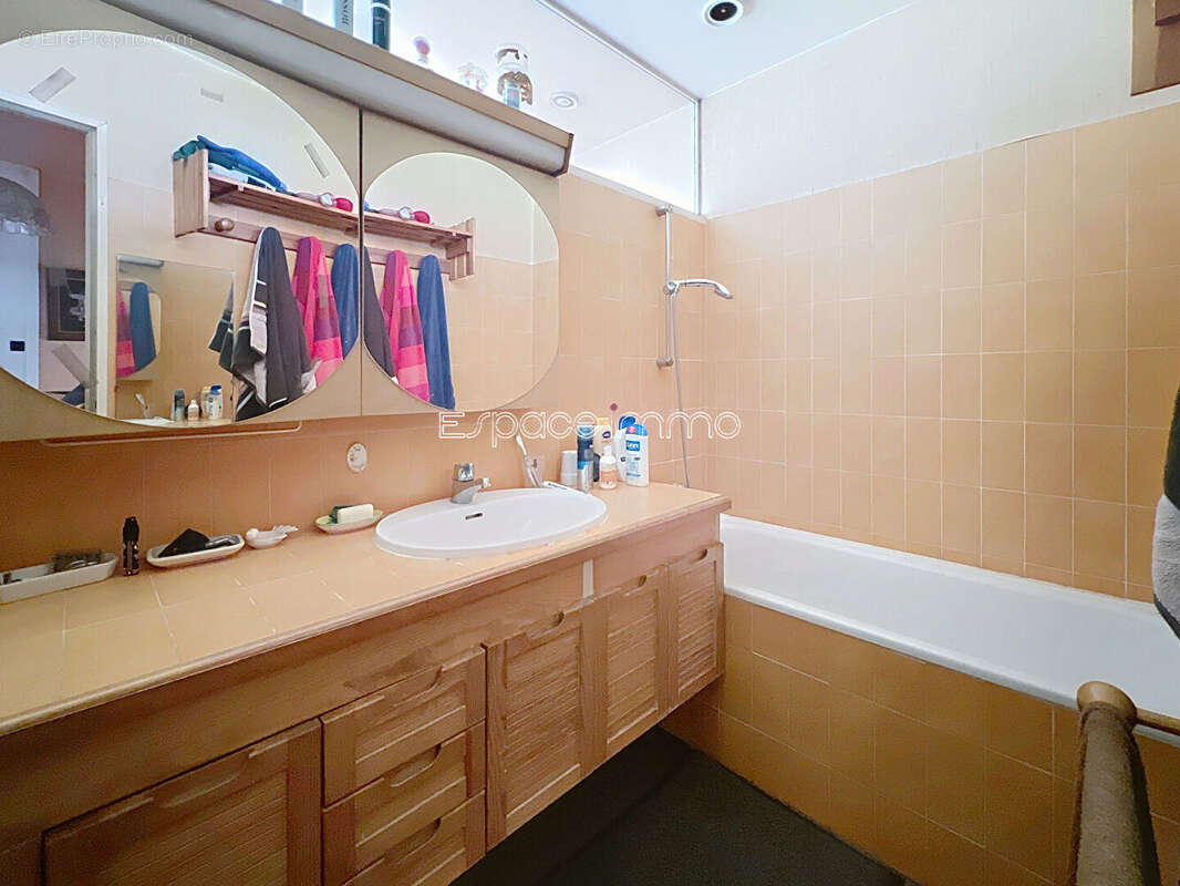 Maison à MONT-SAINT-AIGNAN