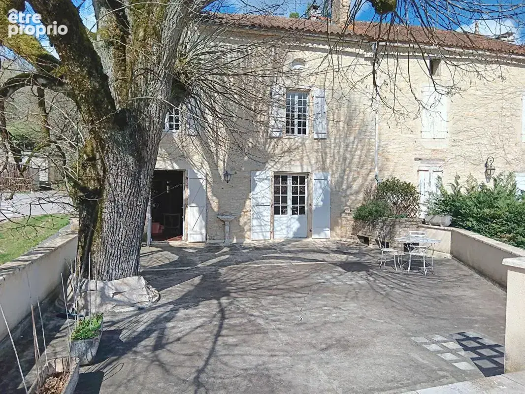 À 20 minutes au nord de Cahors, maison avec gites et piscine - photo 2