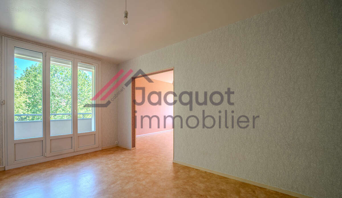 Appartement à LONS-LE-SAUNIER