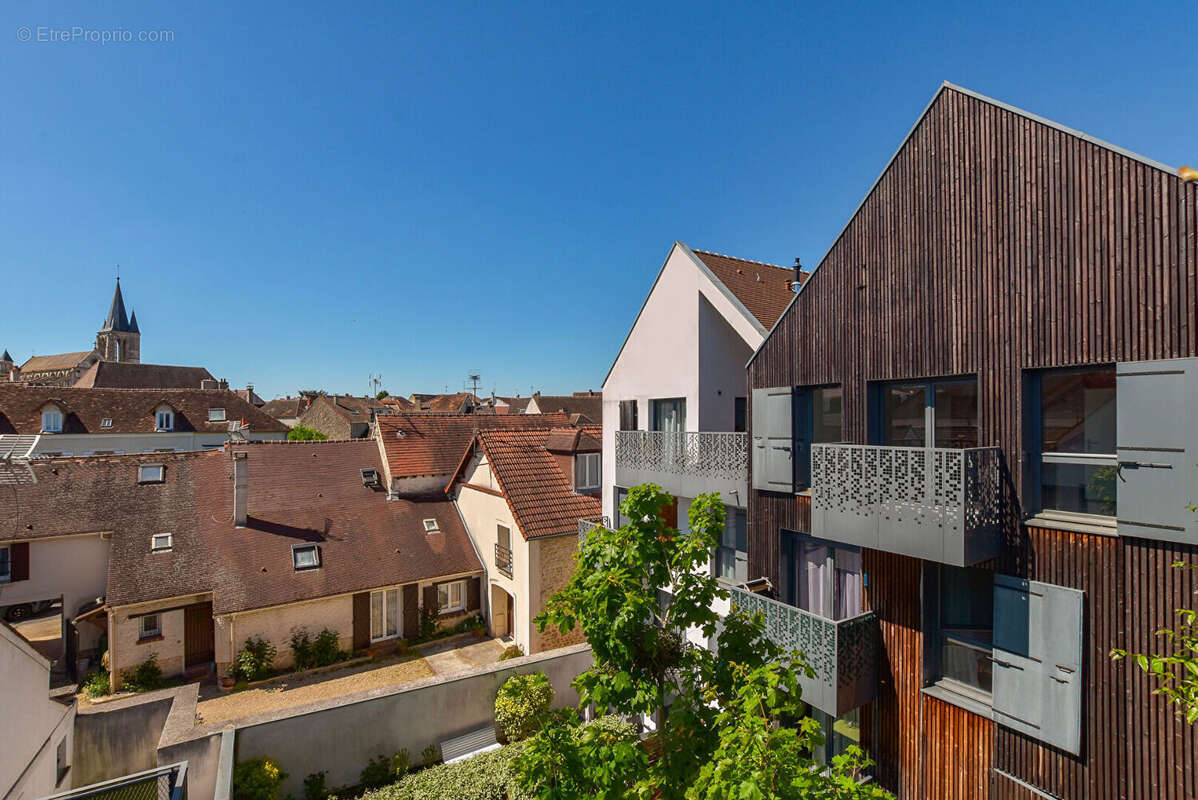 Appartement à BRIE-COMTE-ROBERT