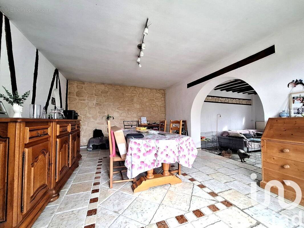 Photo 1 - Maison à SAINT-GERMAIN-SOUS-DOUE