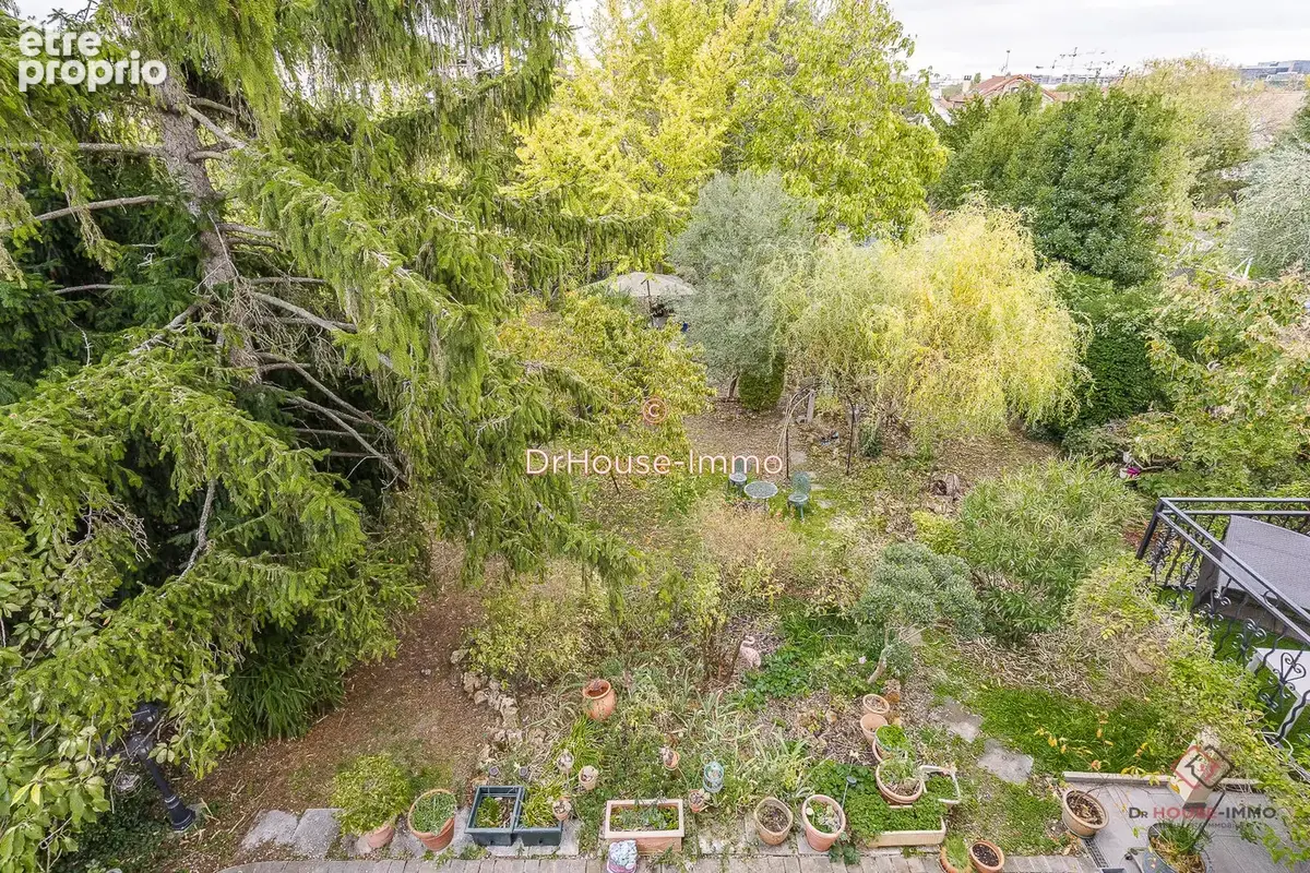 Maison 10 pièces 188 m² à vendre à Rosny-Sous-Bois (93110) - photo 2