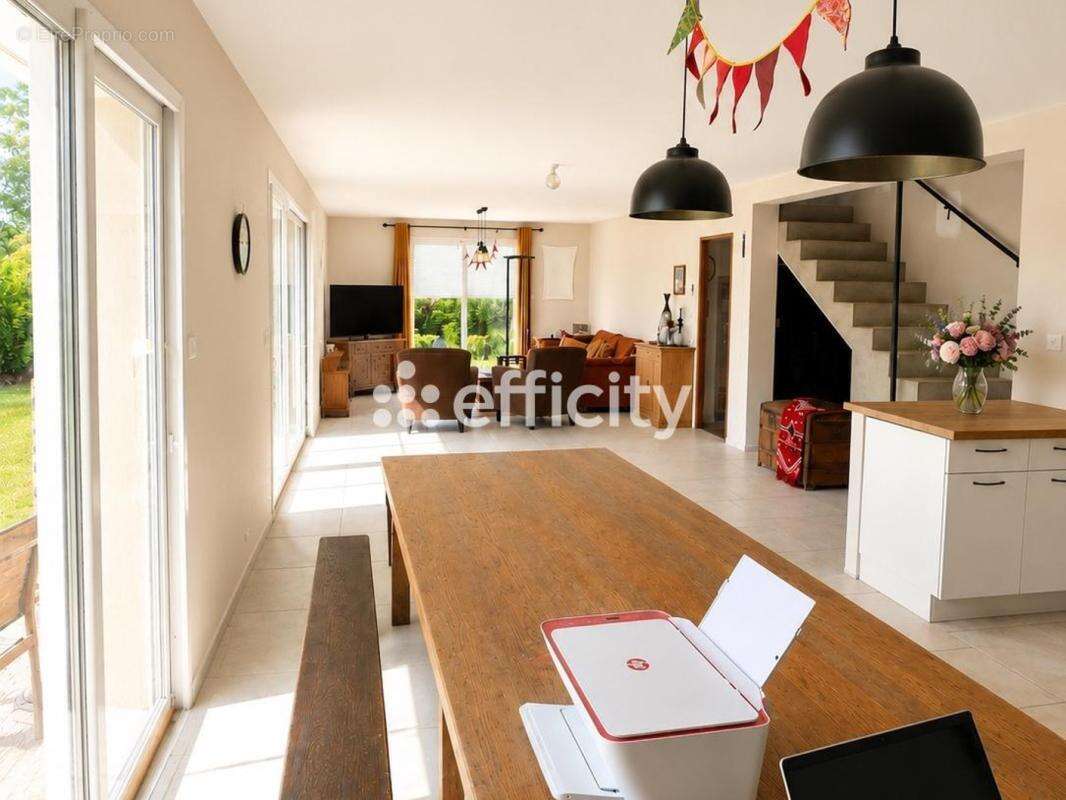 Maison 154 m² à Louye  - photo 9