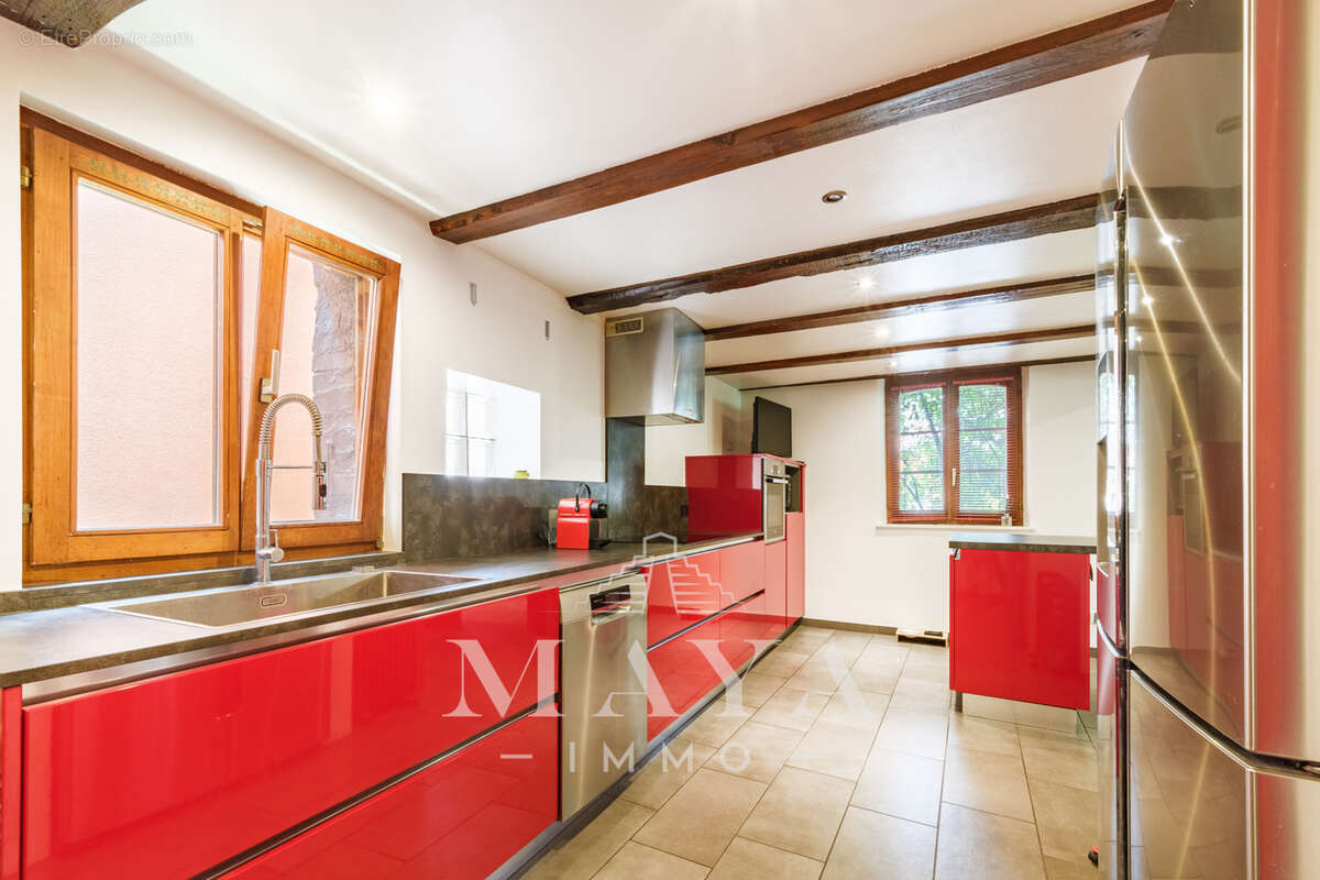 Magnifique maison avec grange aménagée de 174m2 sur 7.88ares avec piscine - photo 7