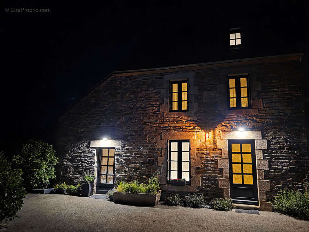 Maison à CARHAIX-PLOUGUER