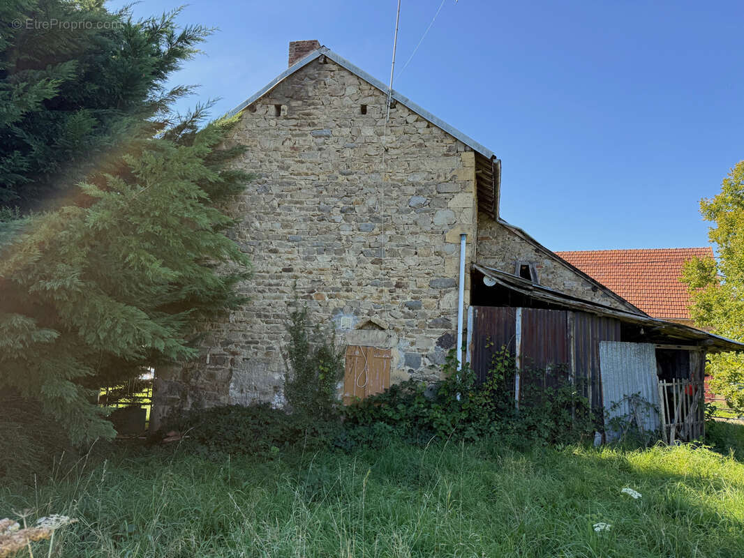 Maison à BUSSIERES