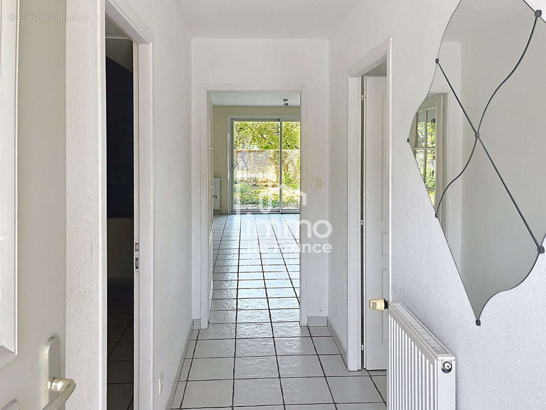 Maison T4 avec garage Bourg En Bresse 92.87 m2 - photo 2