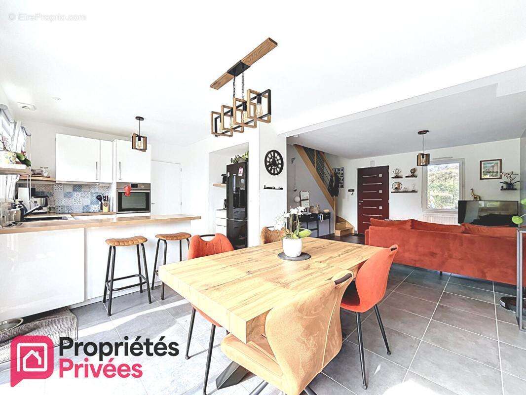 Maison à SAINTE-GEMMES-SUR-LOIRE