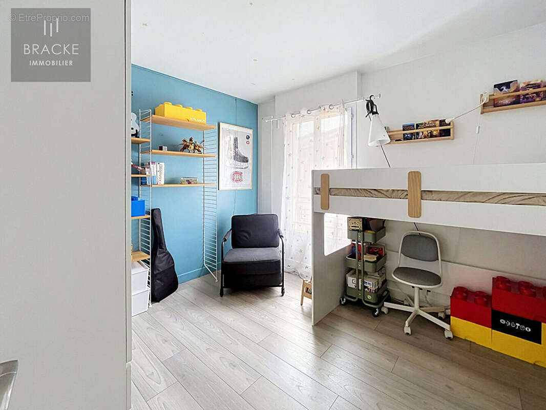 Appartement Courbevoie  Faubourg  4 pièces 75 m² - photo 10
