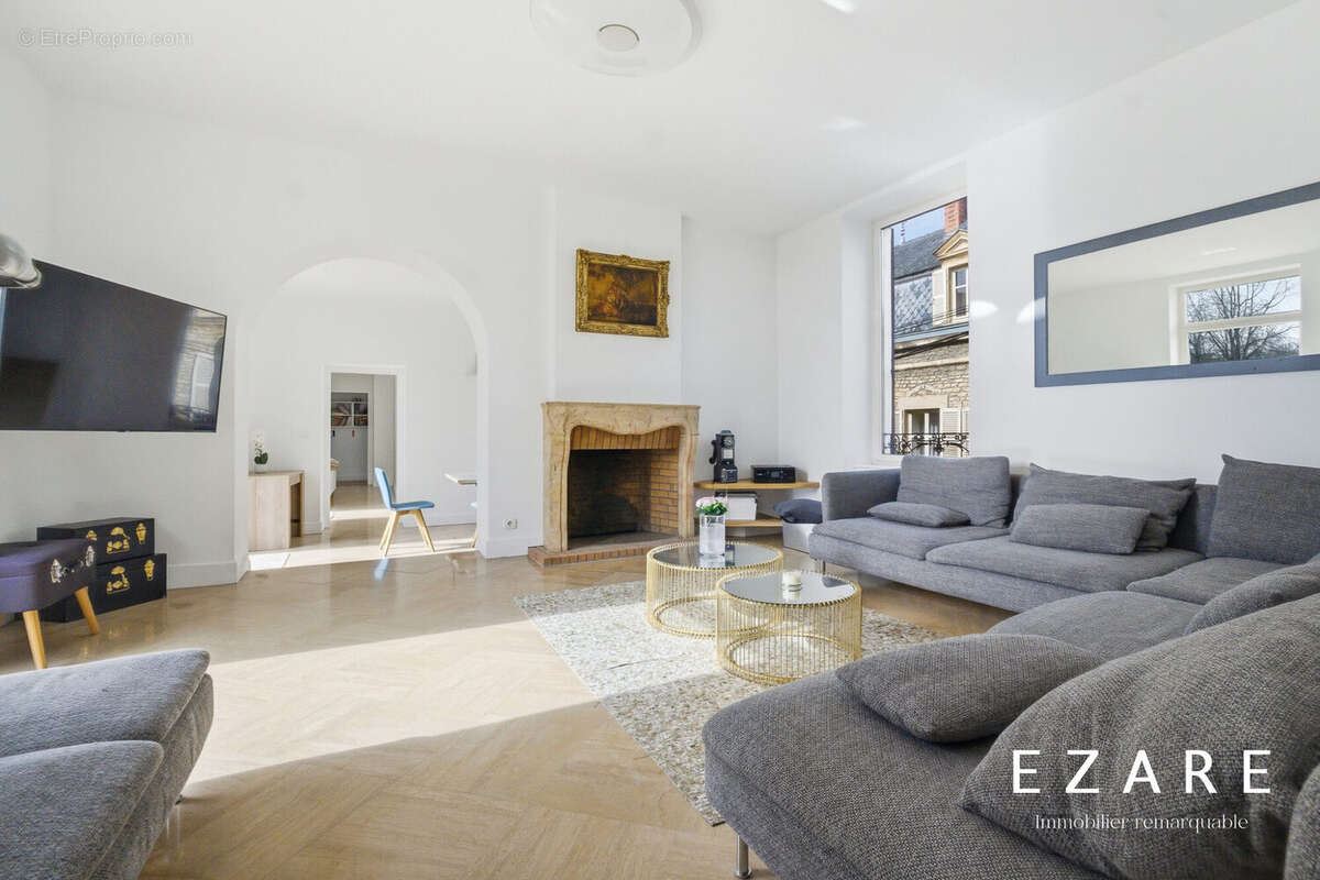 Maison 320 m² à Beaune  - photo 2