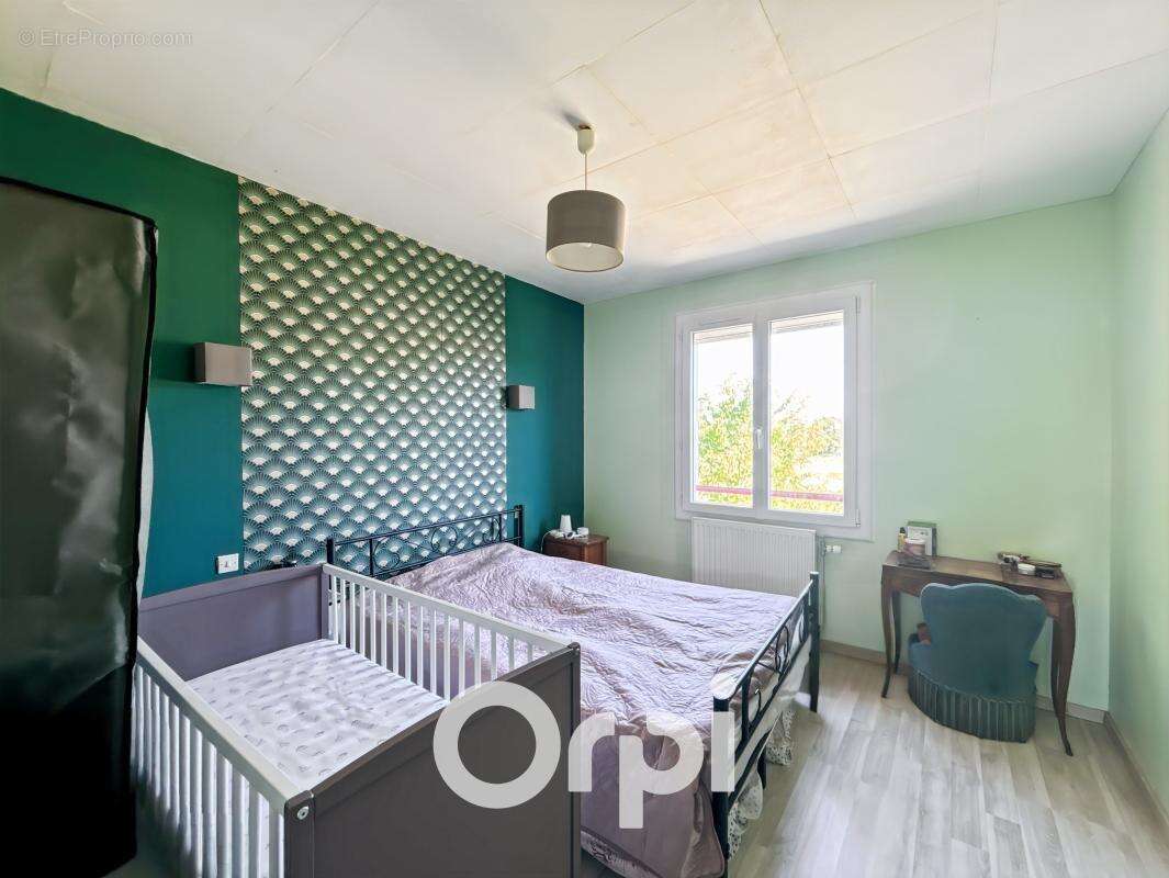 Maison familiale de 94 m² à Chantonnay - photo 9