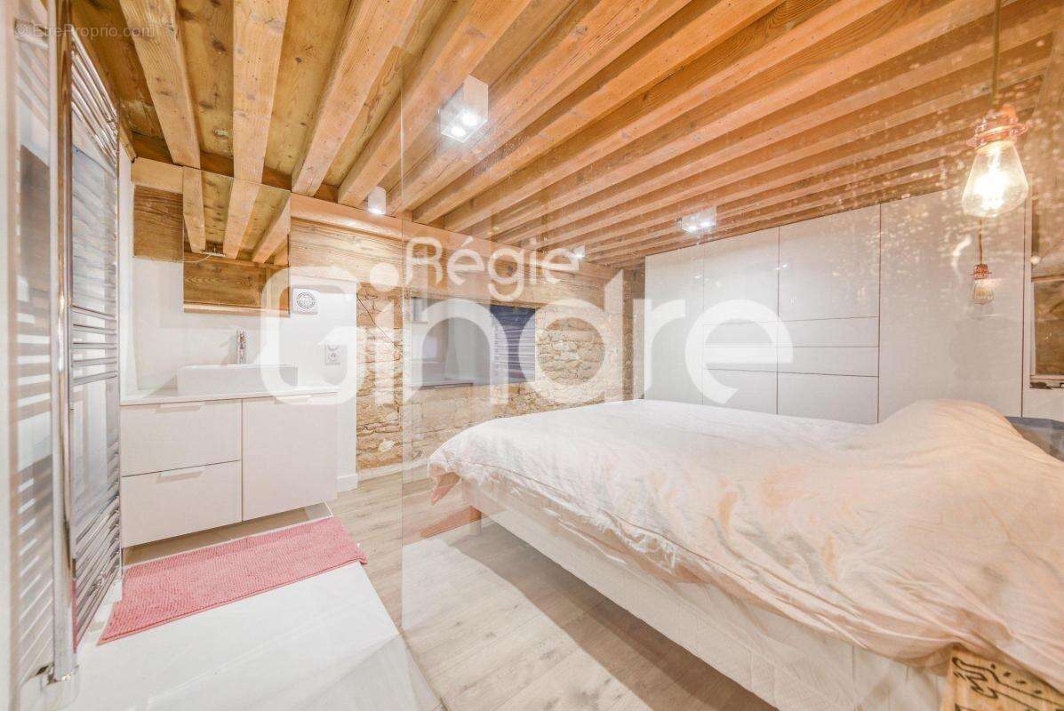 Appartement à LYON-1E