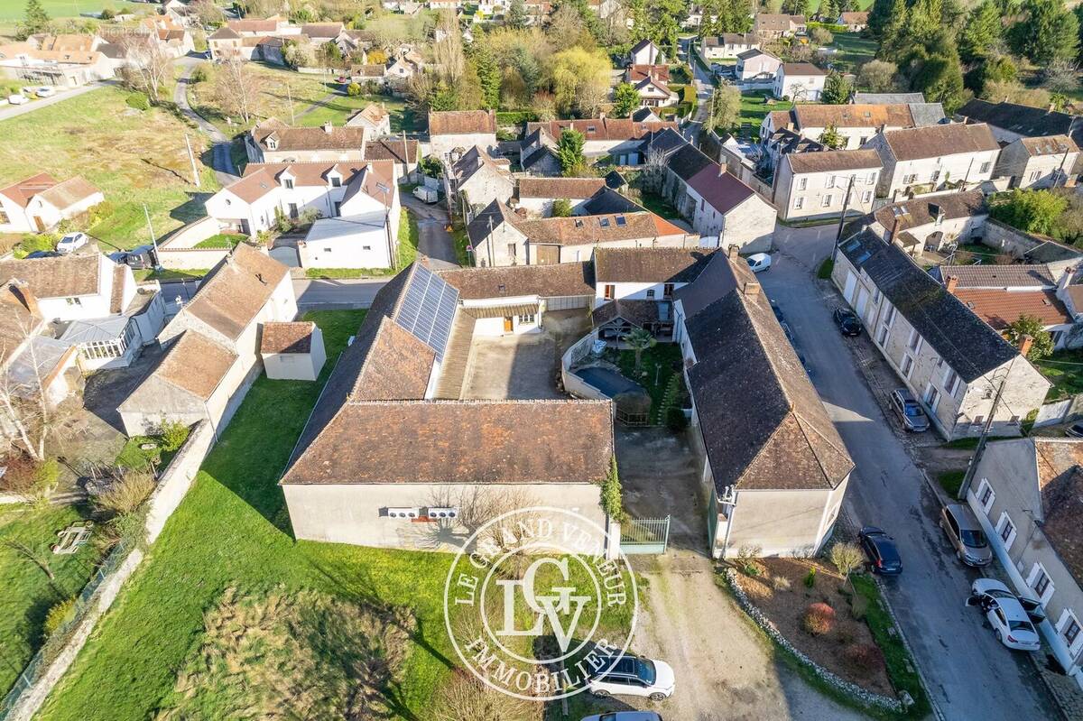Maison à FONTAINEBLEAU