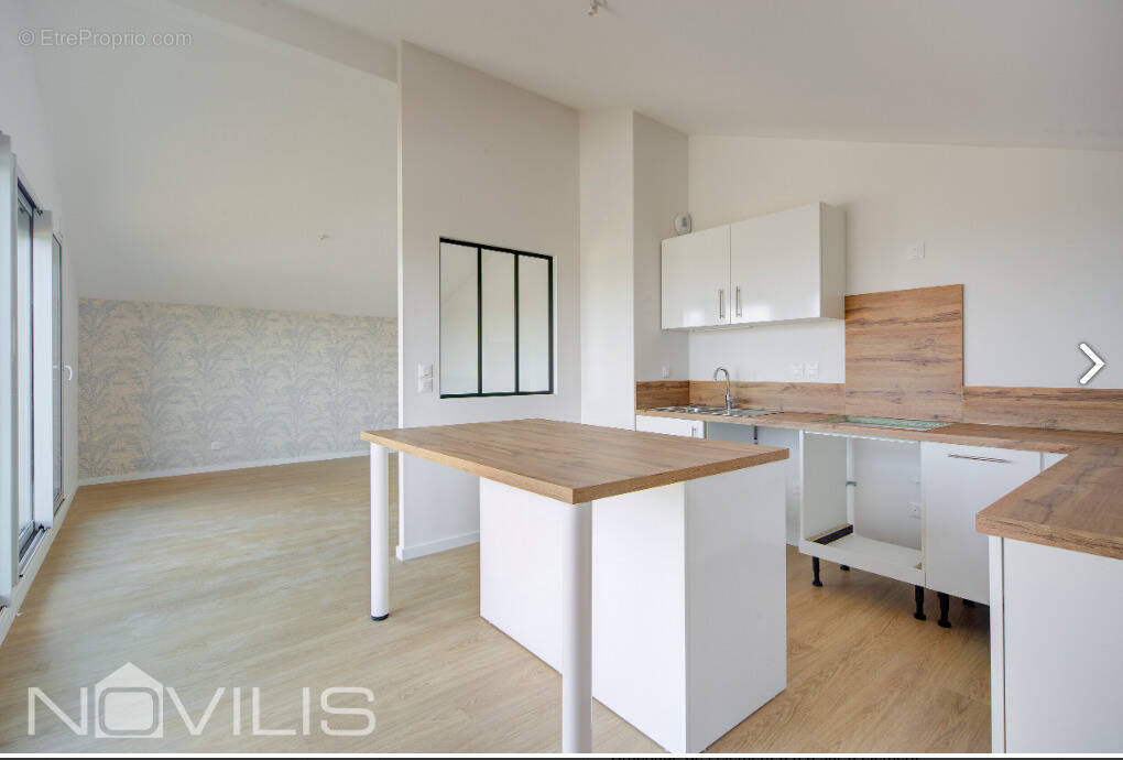 Appartement à BRUGUIERES