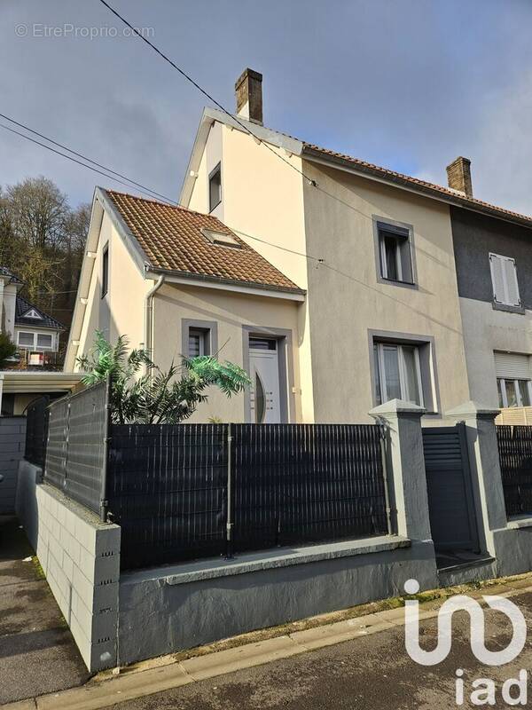 Photo 1 - Maison à SAULNES