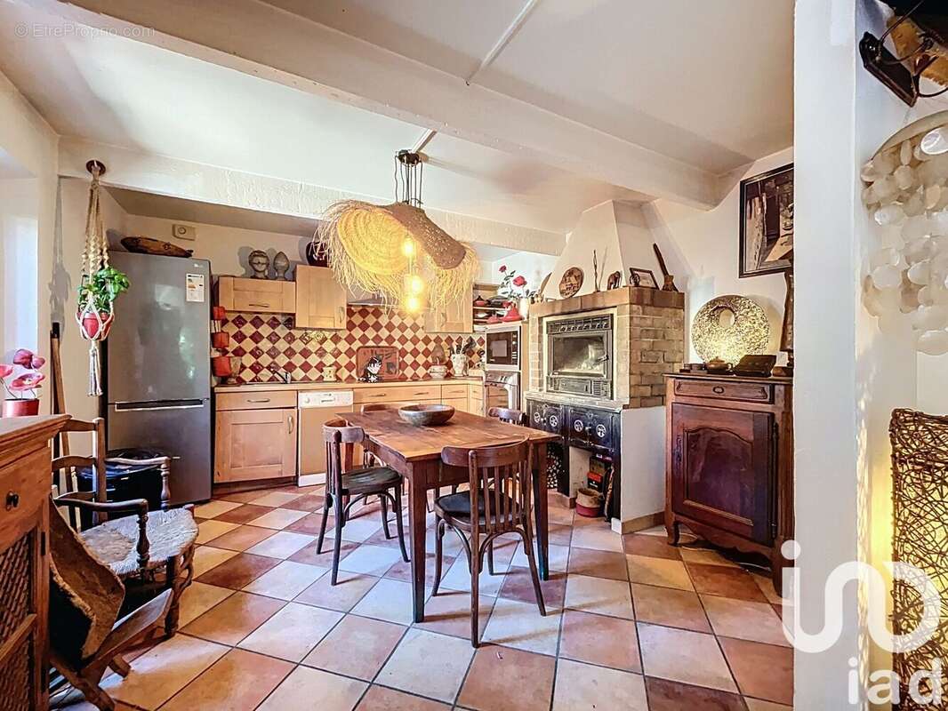 Photo 5 - Maison à LE CASTELLET