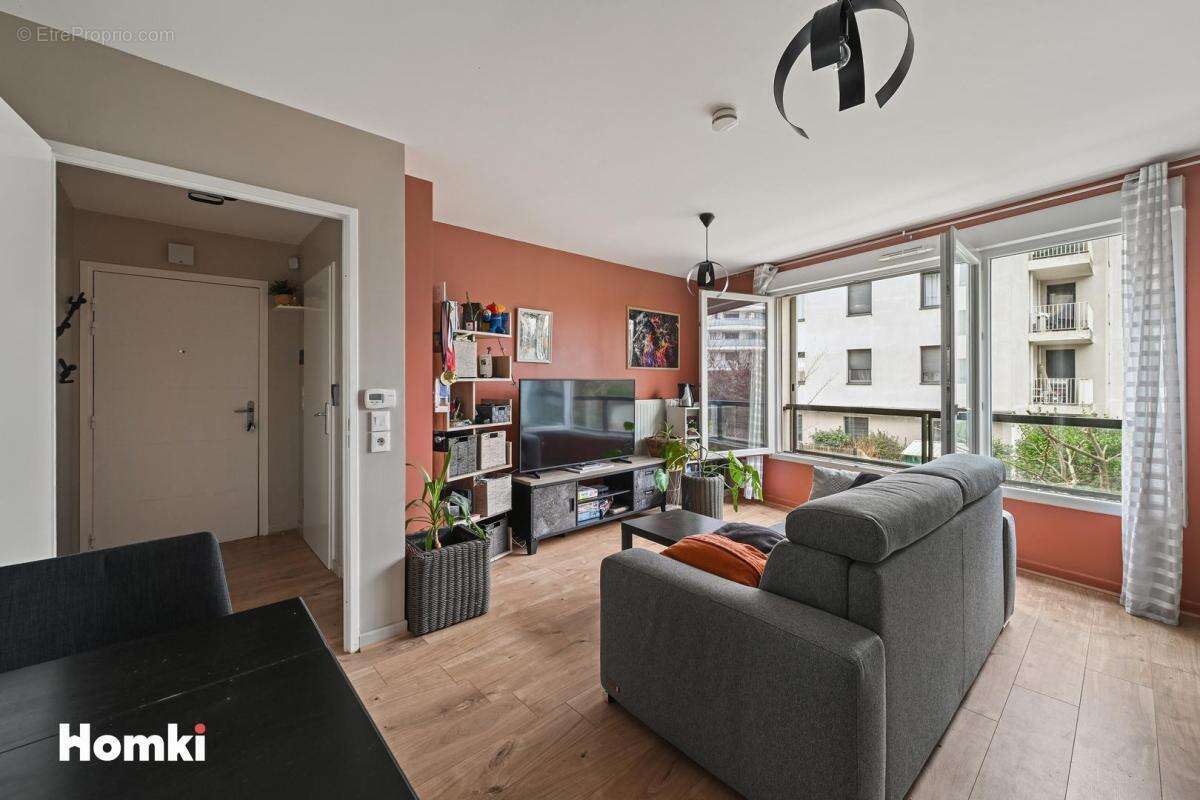 Appartement T2 de 39 m2 à Fresnes 94260 - photo 2
