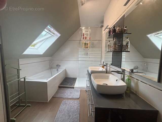 Maison 92 m² à Ozoir-La-Ferriere  - photo 11