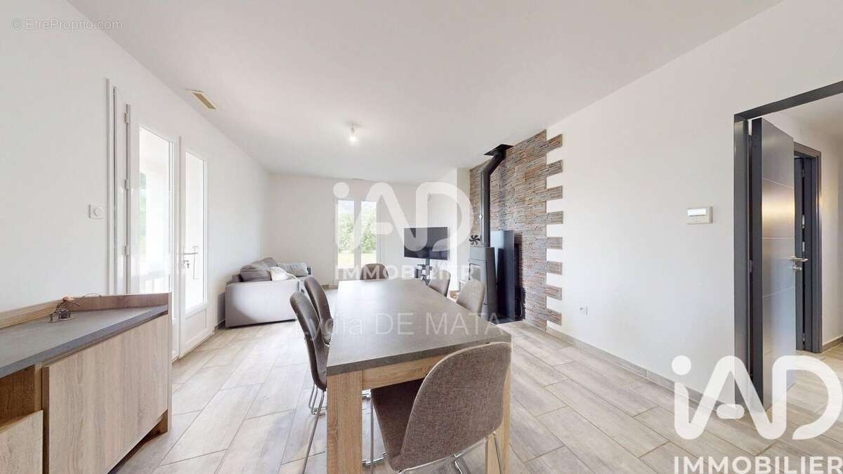 Photo 3 - Maison à LAUNAC