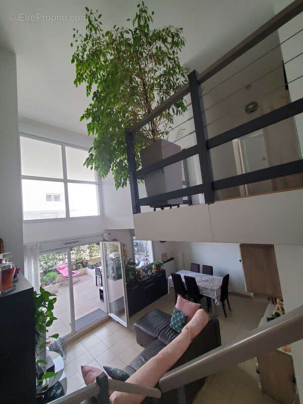 Appartement à MARSEILLE-3E