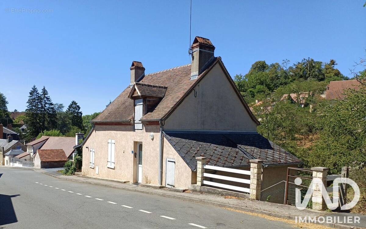 Photo 1 - Maison à BOURBON-LANCY