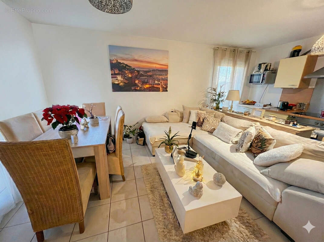 Appartement à PREVESSIN-MOENS