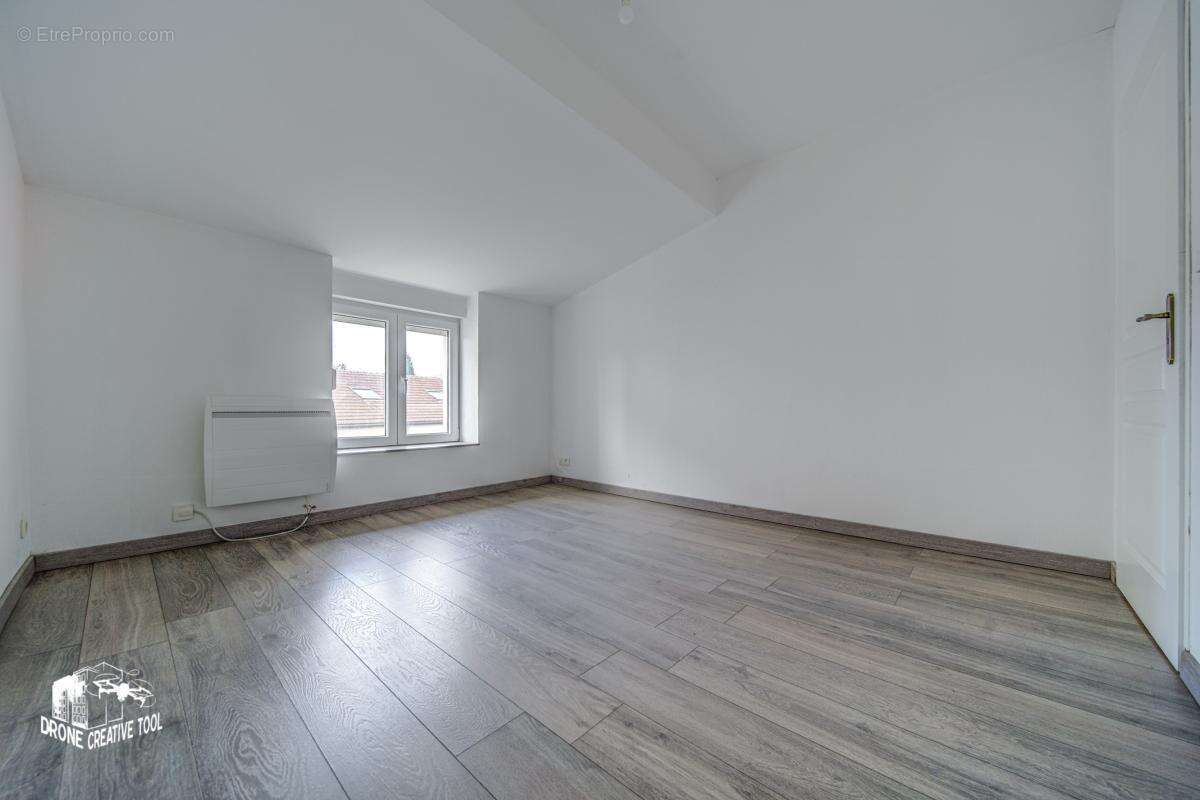 Appartement à VILLERS-LA-MONTAGNE