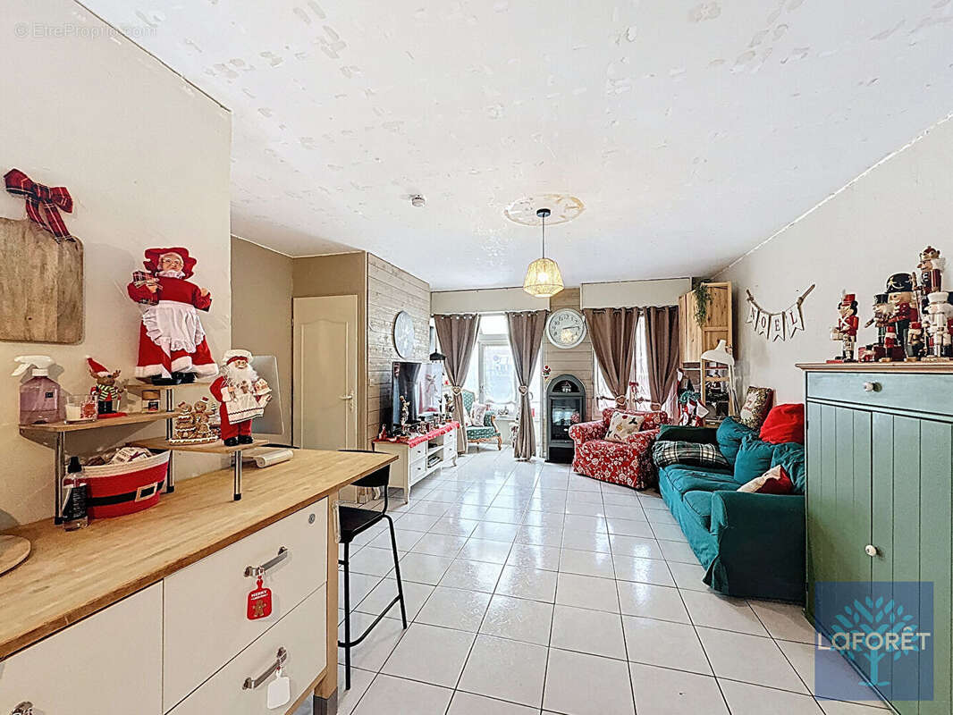 Maison à SAINT-SAULVE