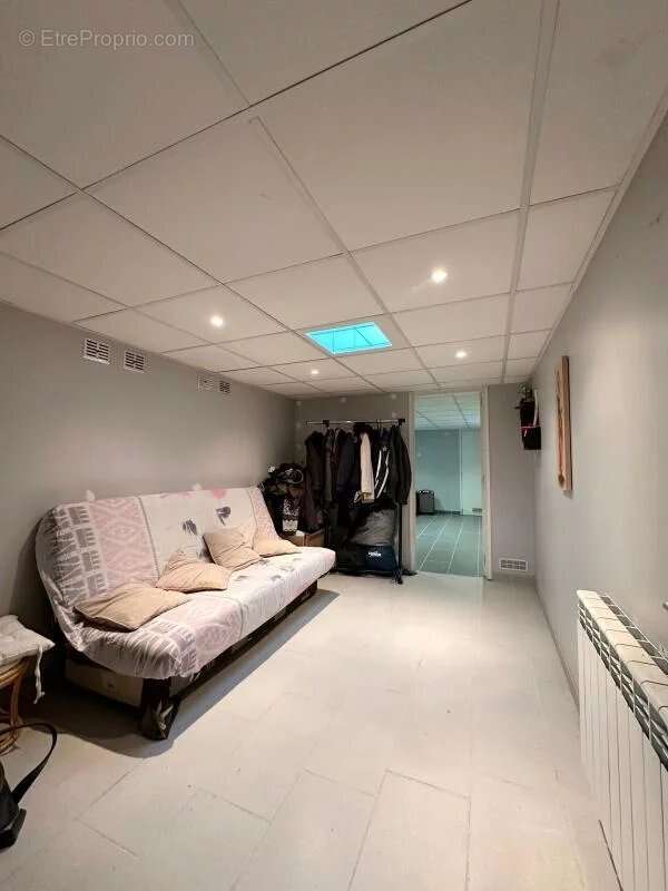 Maison à MONTIGNY-LES-CORMEILLES