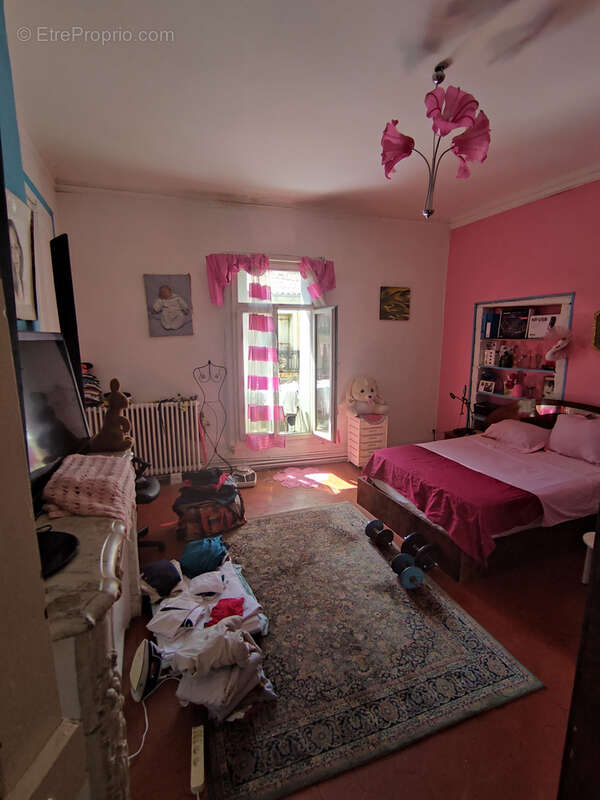 Appartement bourgeois 5 pièces àrénover de 139 m2 centre ville de Sète - photo 8