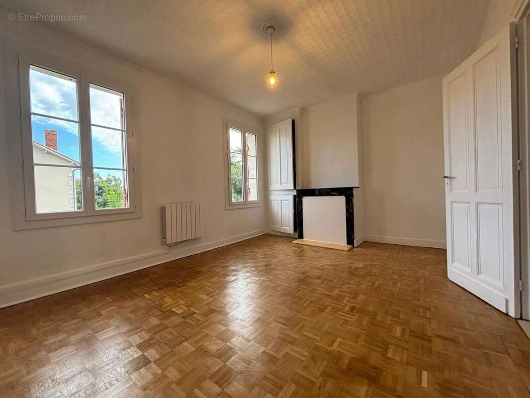 Charmante maison de ville rénovée avec 3 chambres - photo 7