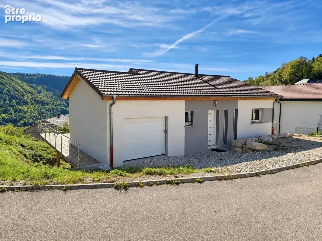 Maison à LES MOLUNES