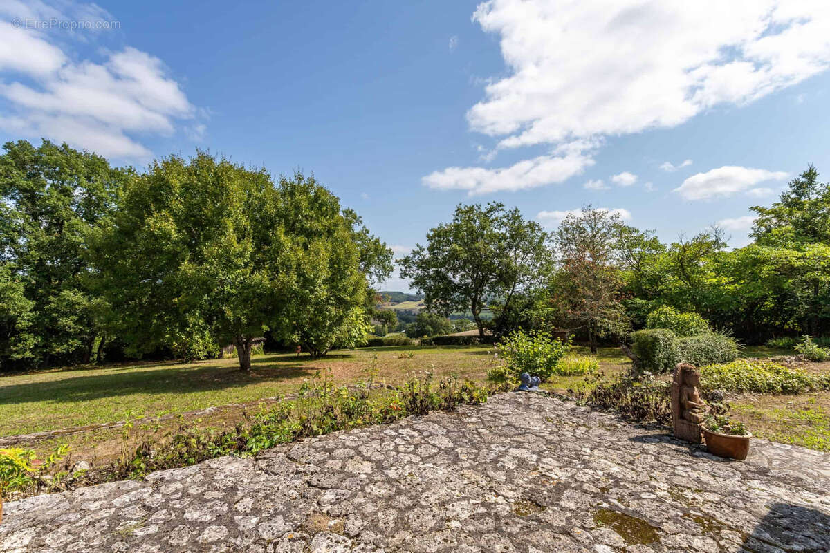 Propriété de campagne - photo 12