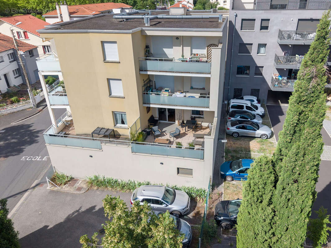 Appartement 56 m² à Clermont-Ferrand  - photo 6