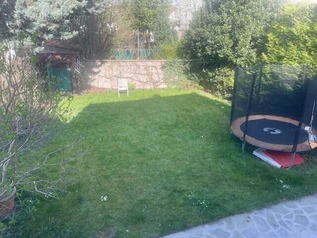 Maison à LE BLANC-MESNIL