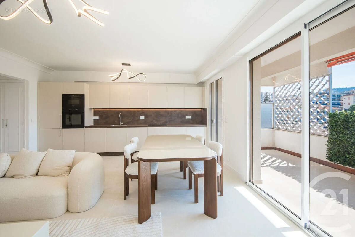 Appartement à NICE
