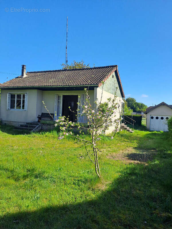Maison à GREZ-SUR-LOING