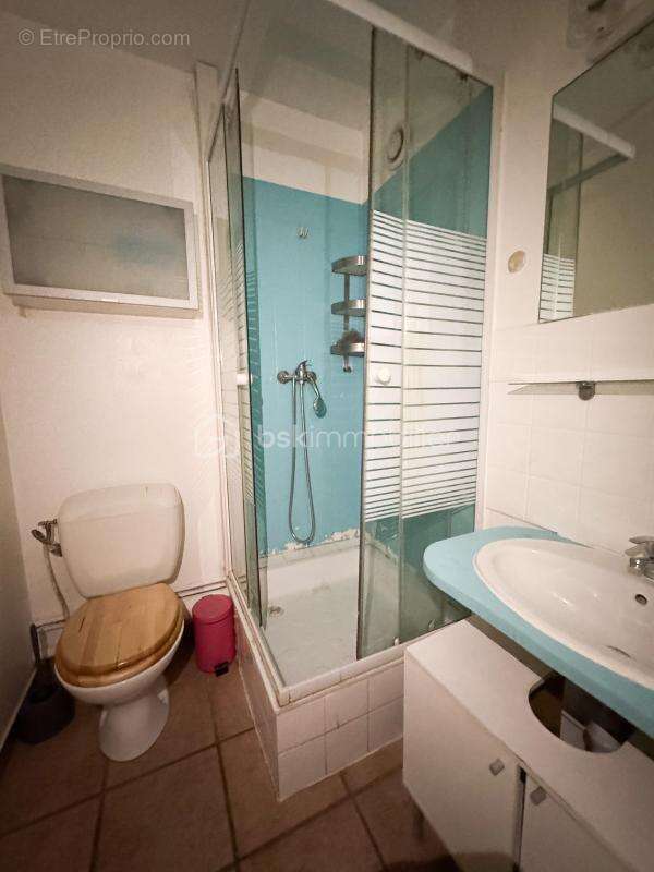 Appartement à MARSEILLE-1E