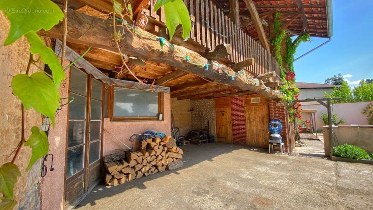 Maison à LA COTE-SAINT-ANDRE