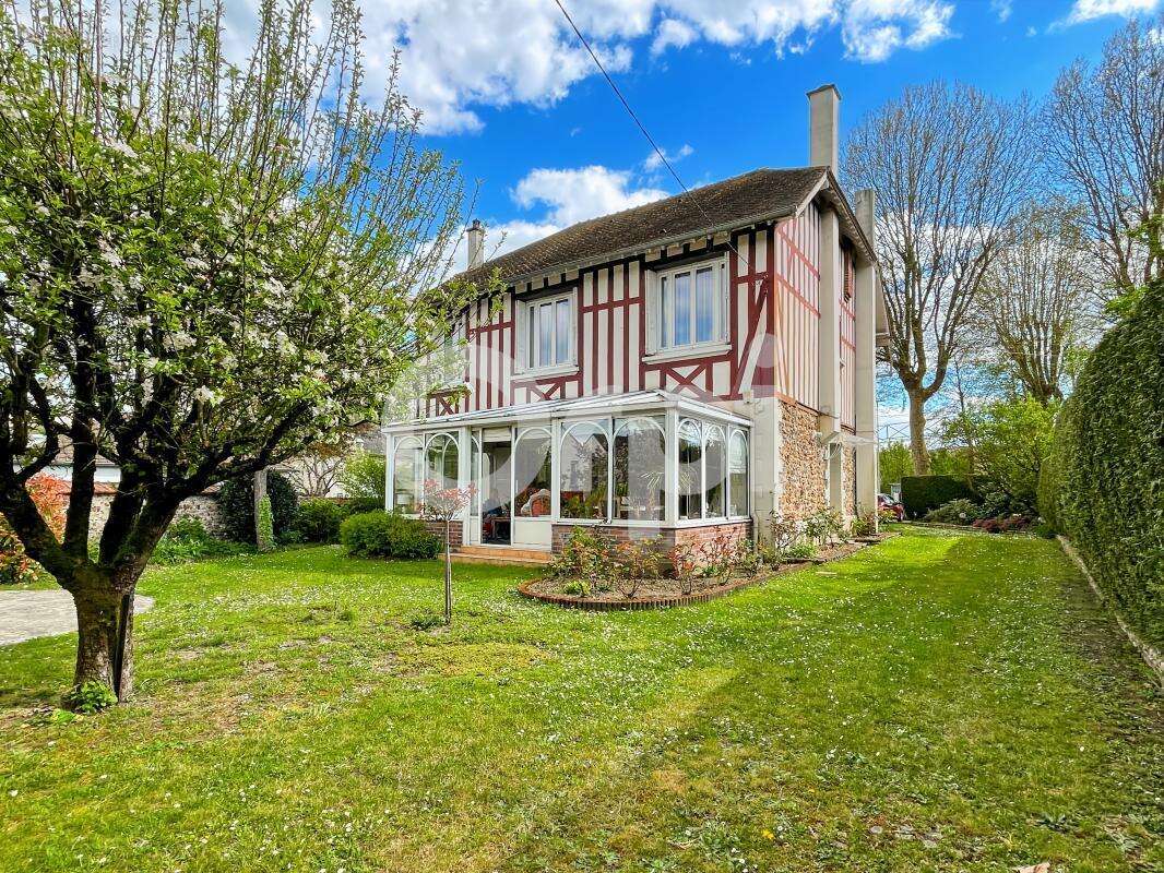 Maison à EVREUX